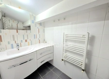 APPARTEMENT T3/T4 + DEPENDANCE et PARKING PRIVATIF à vendre SIX-FOURS-LES-PLAGES (83)