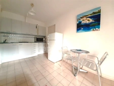 BORD DE MER - APPARTEMENT T2 + PISCINE ET PARKING PRIVATIF à vendre SIX-FOURS-LES-PLAGES (83)