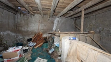 Maison de village F4 à rénover de 90 M2 avec jardin / parking et dépendance