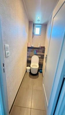 MAISON INDIVIDUELLE RÉNOVÉE 110 M2 F4 AVEC JARDIN / GARAGE / TERRASSE ET BALCON