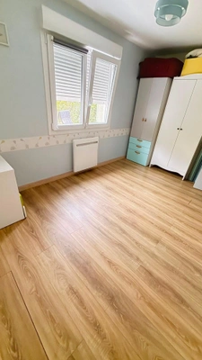 MAISON INDIVIDUELLE RÉNOVÉE 110 M2 F4 AVEC JARDIN / GARAGE / TERRASSE ET BALCON