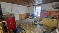 Maison à Waville F4 de 90 M2 avec jardin / parking et dépendance