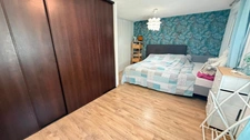MAISON INDIVIDUELLE RÉNOVÉE 110 M2 F4 AVEC JARDIN / GARAGE / TERRASSE ET BALCON