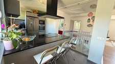 MAISON INDIVIDUELLE RÉNOVÉE 110 M2 F4 AVEC JARDIN / GARAGE / TERRASSE ET BALCON
