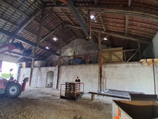 MAISON À RÉHABILITER ET GRANGE 360 M2 EXPLOITABLES / GARAGES ET TERRAIN À JONVILLE-EN-WOËVRE