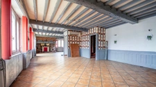 Ancien restaurant + logement à vendre DENGUIN (64)