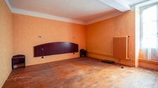 Ancien restaurant + logement à vendre DENGUIN (64)