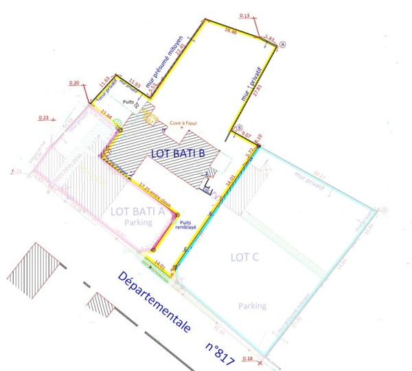 Ancien hôtel 604 m² – 16 chambres, local commercial 113 m² et terrain à bâtir 1 909 m² – 12 min de Lacq, 23 min de Pau