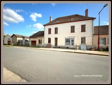 For sale: House in Saint Gérand de Vaux (03) divided into 2 dwellings 
