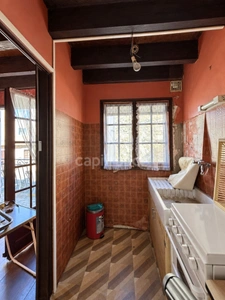 Maison de village 53 m² – 2 chambres – Garage 25 m² – Balcon – Fontès (34)