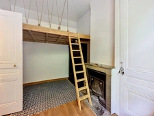 T2 – Vieux Lyon / Perrache – 42 m² rénové – faibles charges et cachet 