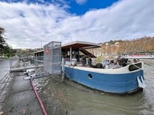 Péniche habitation 204 m² à deux pas de Perrache et du centre ville