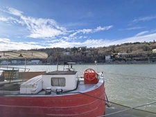 Péniche habitation - 5 chambres - 180 m² - Confluence - RP ou Locatif