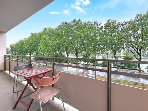 Appartement T4 sans vis-à-vis avec vue Rhône – Berges du Rhône Lyon 7e - 71 m² 