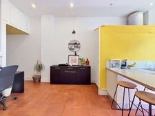 T2 – Vieux Lyon / Perrache – 42 m² rénové – faibles charges et cachet 