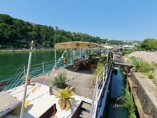 A 15 mn de Perrache - Au calme - Péniche habitation + studio / 170 m² avec vue exceptionnelle