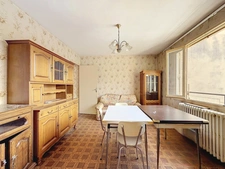 OPPORTUNITE A SAISIR - Maison a rénover au coeur du village Saint-Uze