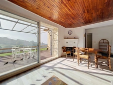 Belle maison rénovée, au calme, de 143 m² + 72 m² à aménager, sur terrain de 8 000 m² de terrain – Saint-Uze
