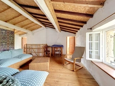 Belle maison rénovée, au calme, de 143 m² + 72 m² à aménager, sur terrain de 8 000 m² de terrain – Saint-Uze