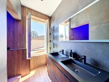Maison parfaitement rénovée 440 m2 - 1 habitation - 3 projets à Epinouze