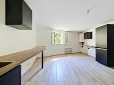 Maison de village 149 m² – Terrasse 30 m², Garage double, Vue dégagée, Calme absolu - DPE B