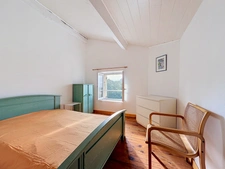 Belle maison rénovée, au calme, de 143 m² + 72 m² à aménager, sur terrain de 8 000 m² de terrain – Saint-Uze