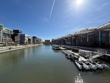 A 15 mn de Perrache - Au calme - Péniche habitation + studio / 170 m² avec vue exceptionnelle