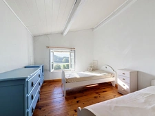 Belle maison rénovée, au calme, de 143 m² + 72 m² à aménager, sur terrain de 8 000 m² de terrain – Saint-Uze