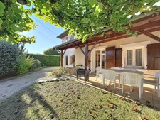 Maison de charme 126 m² avec jardin arboré et grand hangar de 66 m² - St Donat sur l'Herbasse