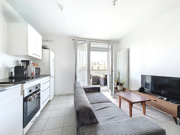 Appartement T2 - 38m² très lumineux avec balcon - LYON 7EME 