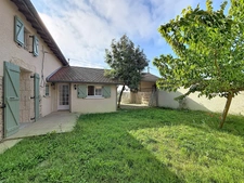 Belle maison rénovée, au calme, de 143 m² + 72 m² à aménager, sur terrain de 8 000 m² de terrain – Saint-Uze