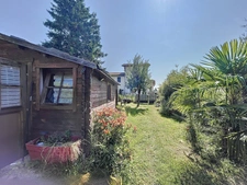 Belle maison de Village rénovée de 69m2 + terrain arboré 300m2