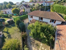 Maison de charme 126 m² avec jardin arboré et grand hangar de 66 m² - St Donat sur l'Herbasse