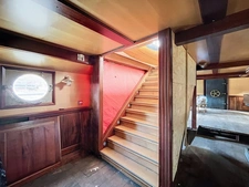 Péniche habitation 204 m² à deux pas de Perrache et du centre ville