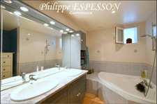 MAISON EN PIERRE DE CARACTÈRE DE 205 M2 AVEC PISCINE ET JARDIN DE 3000 M2 A FOURQUES SUR GARONNE