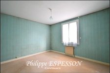 Maison familiale 142 m² – 5 chambres – Terrain 2 094 m² – Sous-sol total
