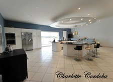 Domaine de caractère de 346m² aux portes de Marmande – Piscine, lac et 2 hectares