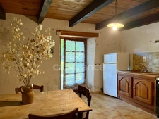 Maisonnette + Gite à vendre 4 pièces SAINT PAUL LA COSTE (30)terrain un peu + de 4 Ha. au calme