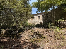 Maisonnette + Gite à vendre 4 pièces SAINT PAUL LA COSTE (30)terrain un peu + de 4 Ha. au calme