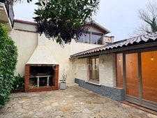 Maison à vendre 4 pièces au calme,9 environ 92 m2 coeur de ville ALES (30)