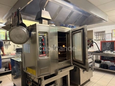 ANDUZE (30) Vente fonds commerce restaurant avec murs commerciaux et habitation.