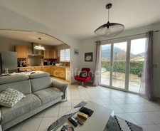 House for sale, 5 rooms with swimming pool, land approximately 667 m2, SAINT HIPPOLYTE DU FORT (30)
