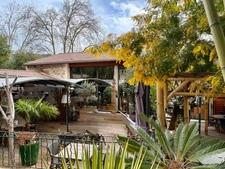 Stone house for sale, 10 rooms, apartment 132 m2, outbuilding 314 m2 + swimming pool and natural pond