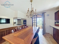 À vendre à 10 min d'Anduze: Maison avec Gîte et Piscine - Idéale pour Investissement ou Accueil Familial !