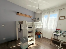 Maison de plain-pied, 4 pièces , terrain 500 m2 POUZILHAC (30)