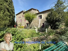 Propriété à vendre 11 pièces /Anduze (30) authentique Mas Cévenol sur terrain 2615 m2