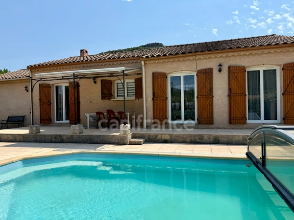 Maison à vendre 5 pièces  avec piscine SAINT HIPPOLYTE DU FORT (30)