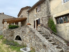 Maison bourgeoise mitoyenne à vendre 9 pièces COLOGNAC (30) terrain env. 1600m2