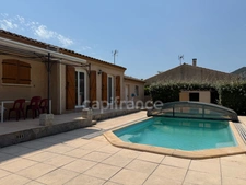 House for sale, 5 rooms with swimming pool, land approximately 667 m2, SAINT HIPPOLYTE DU FORT (30)