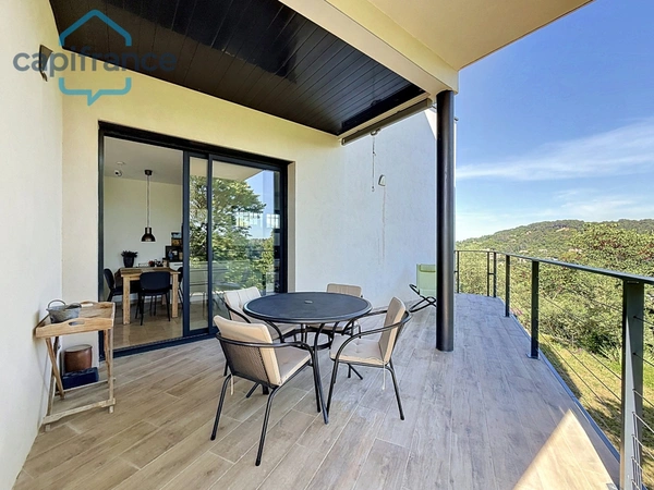 À vendre : maison  de 105 m² avec vue imprenable sur la vallée d'Anduze , terrain env.1096m2